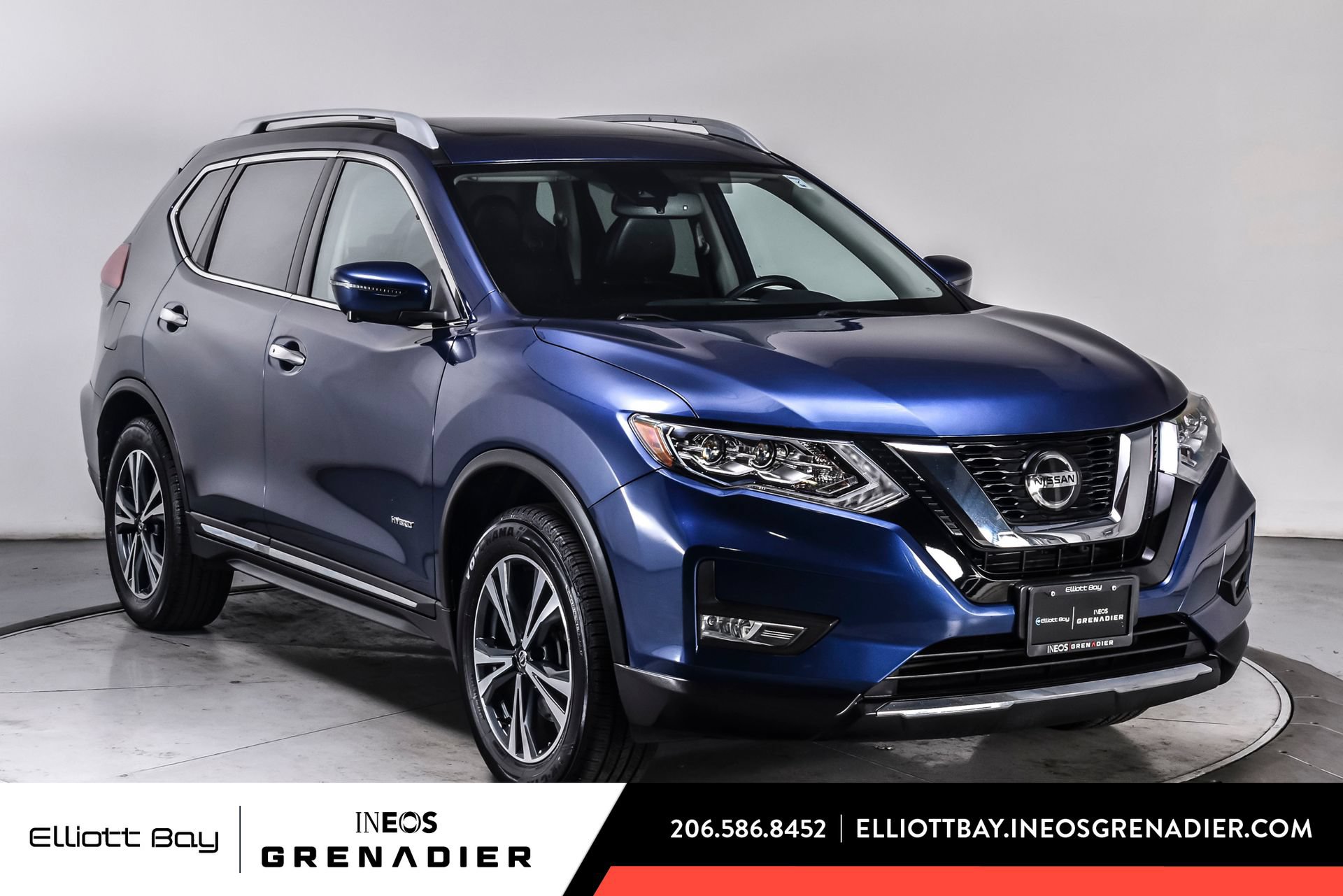 Used 2018 Nissan Rogue SL w/ Premium Package AWD/4WD image 1