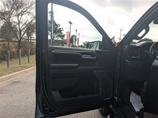 Used 2023 Chevrolet Silverado 1500 RST image 11