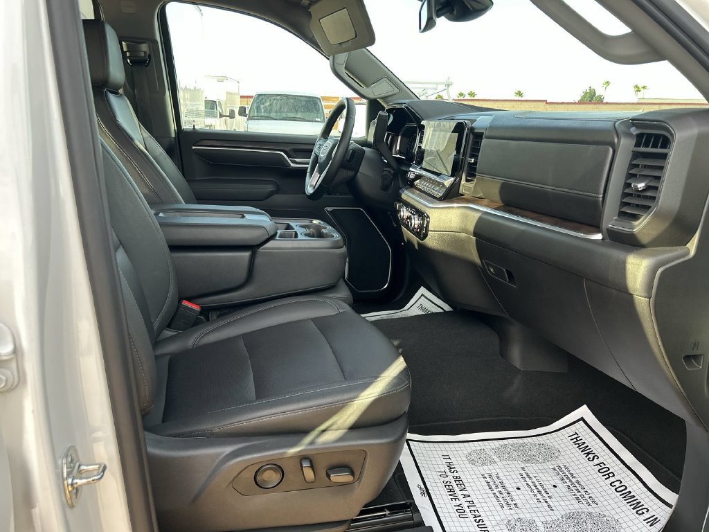Certified 2026 GMC Sierra 1500 SLT RWD image 26