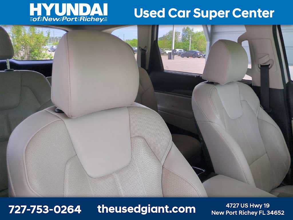 Used 2022 Kia Telluride EX w/ EX Premium Package AWD/4WD image 6