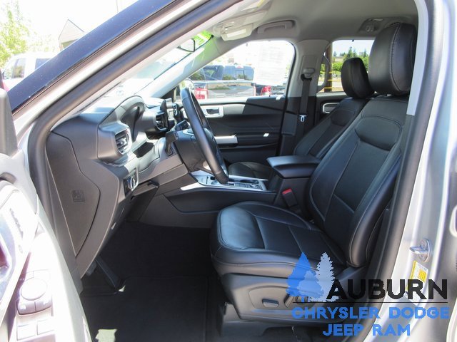 Used 2024 Ford Explorer Limited image 12
