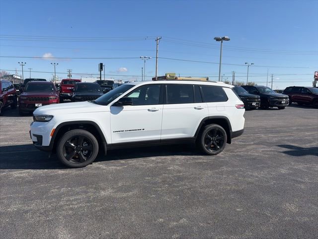New 2025 Jeep Grand Cherokee L Altitude image 2