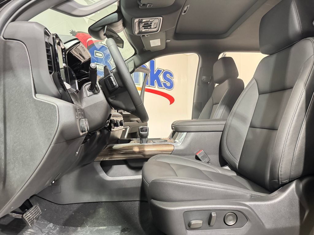 New 2026 Chevrolet Silverado 1500 LT Trail Boss w/ LT Trail Boss Premium Package AWD/4WD image 8