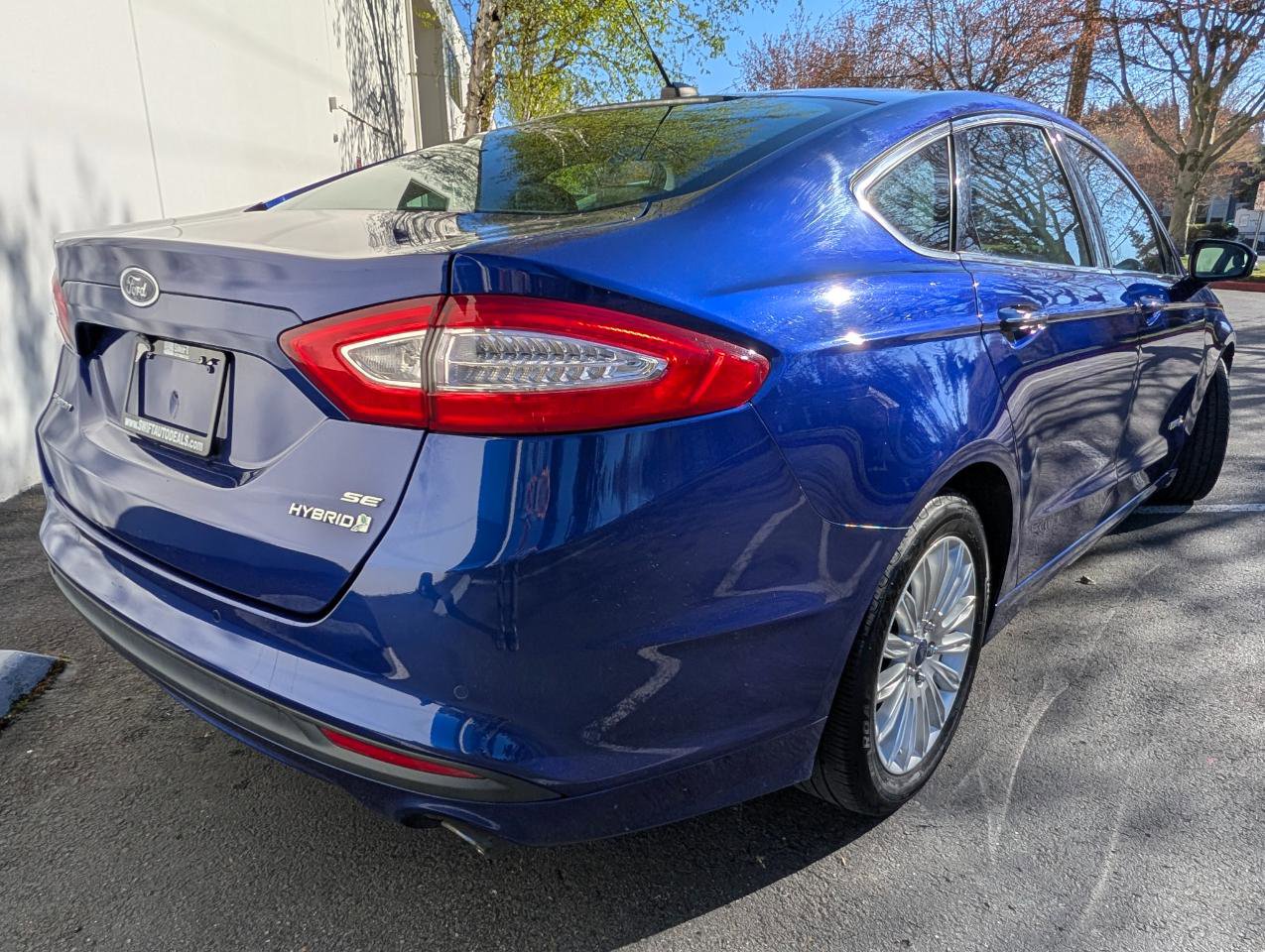 Used 2015 Ford Fusion SE w/ Equipment Group 502A image 6