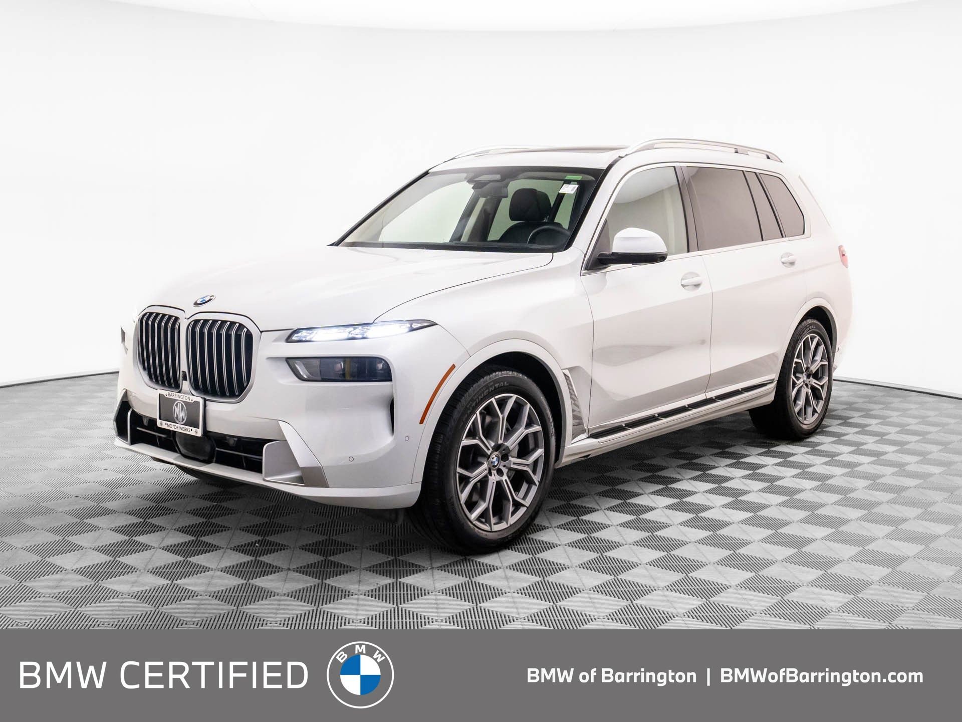 Certified 2025 BMW X7 xDrive40i w/ Executive Package image 1