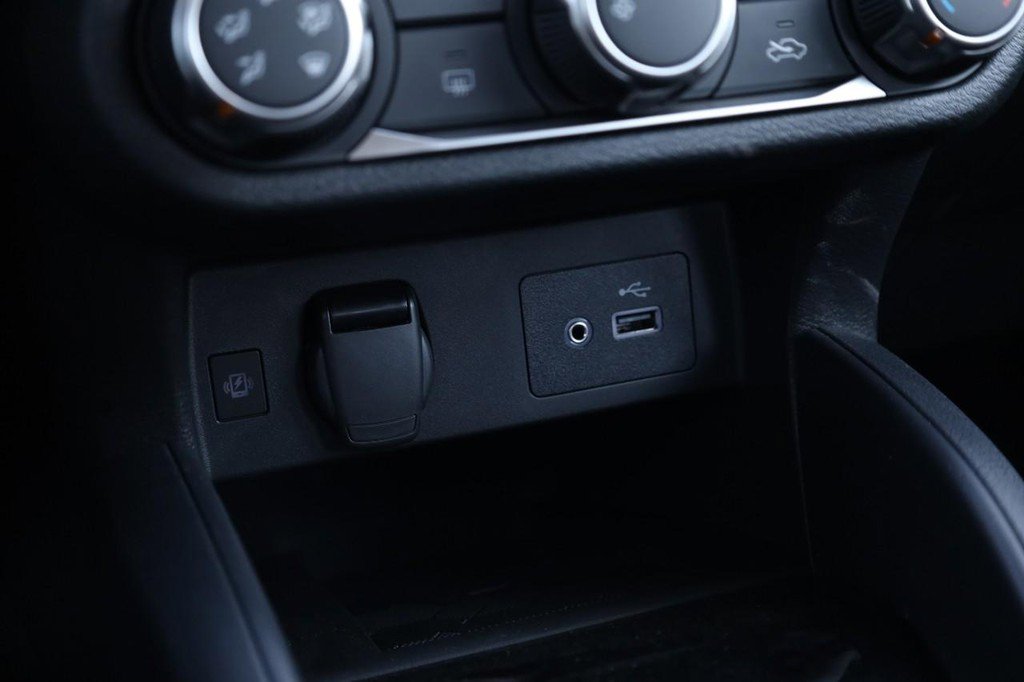 New 2025 Nissan Versa SV w/ Trunk Package image 14