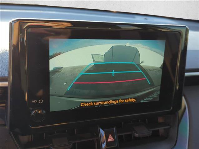 Certified 2025 Toyota Corolla Cross LE FWD image 18