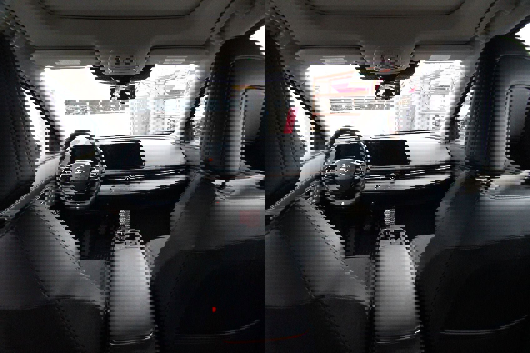 Used 2023 Nissan Ariya FWD image 16