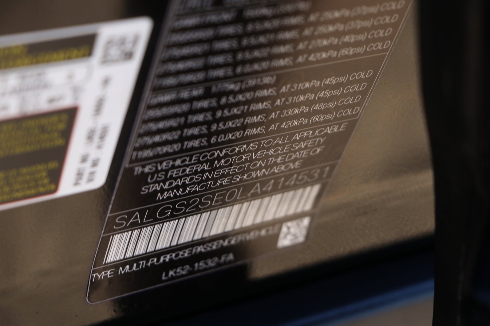 Used 2020 Land Rover Range Rover HSE image 41