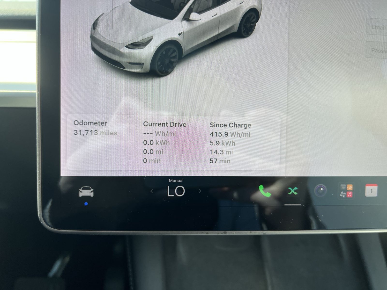 Used 2021 Tesla Model Y Long Range AWD/4WD image 17