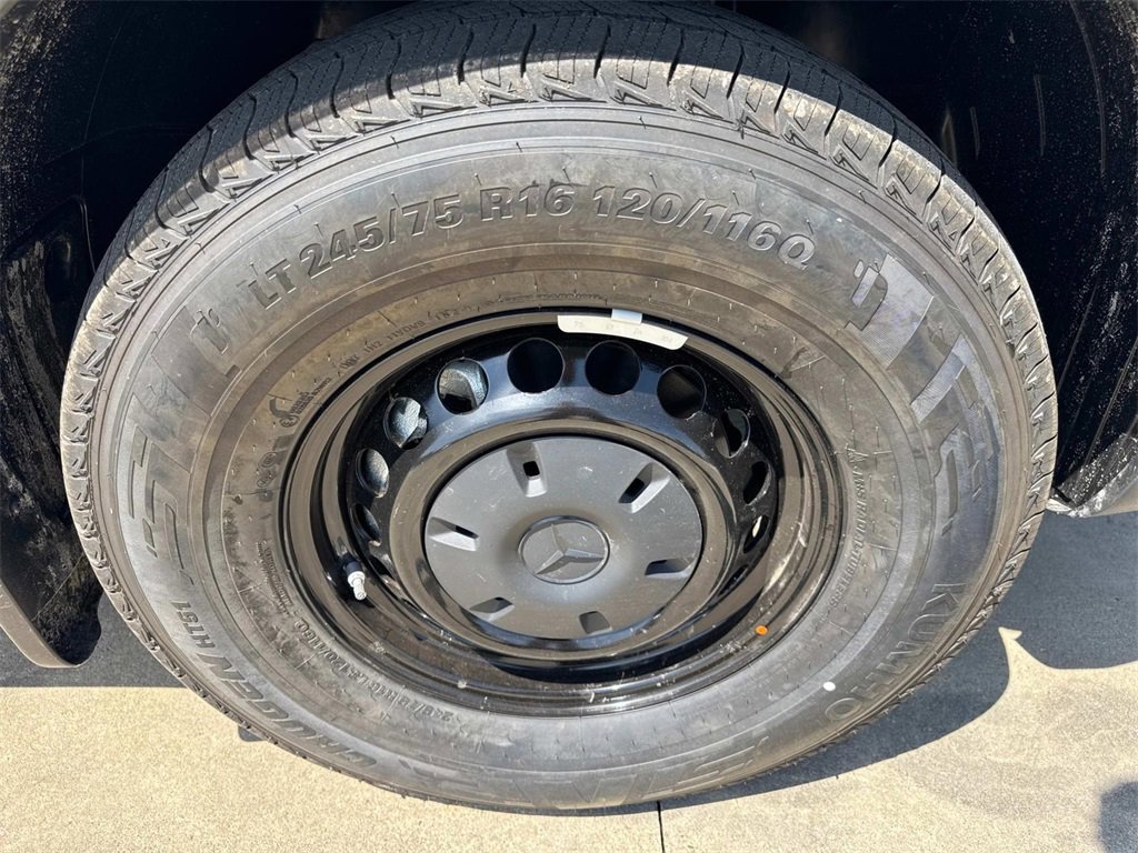 New 2025 Mercedes-Benz Sprinter 2500 image 15