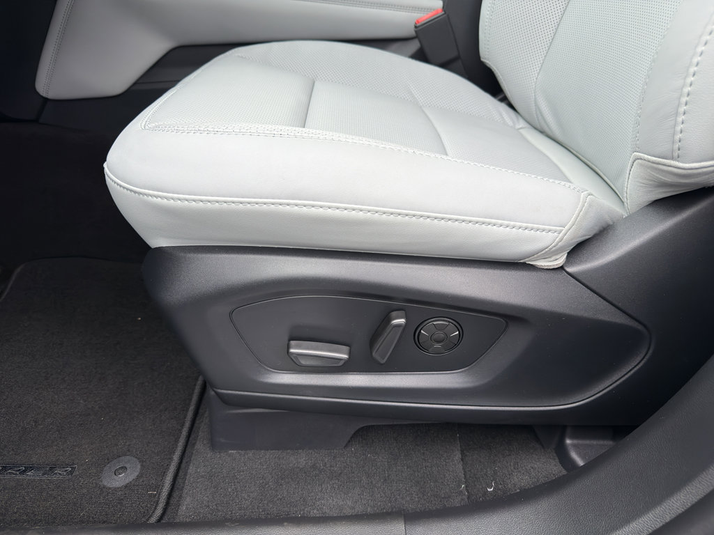 New 2026 Ford Explorer Platinum w/ LUX Leather Package image 11