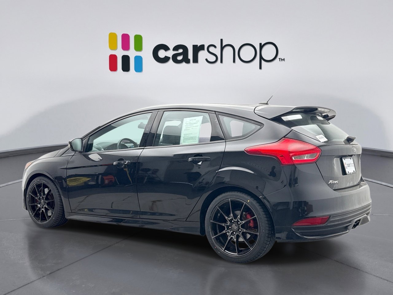 Used 2017 Ford Focus ST w/ Equipment Group 402A image 3