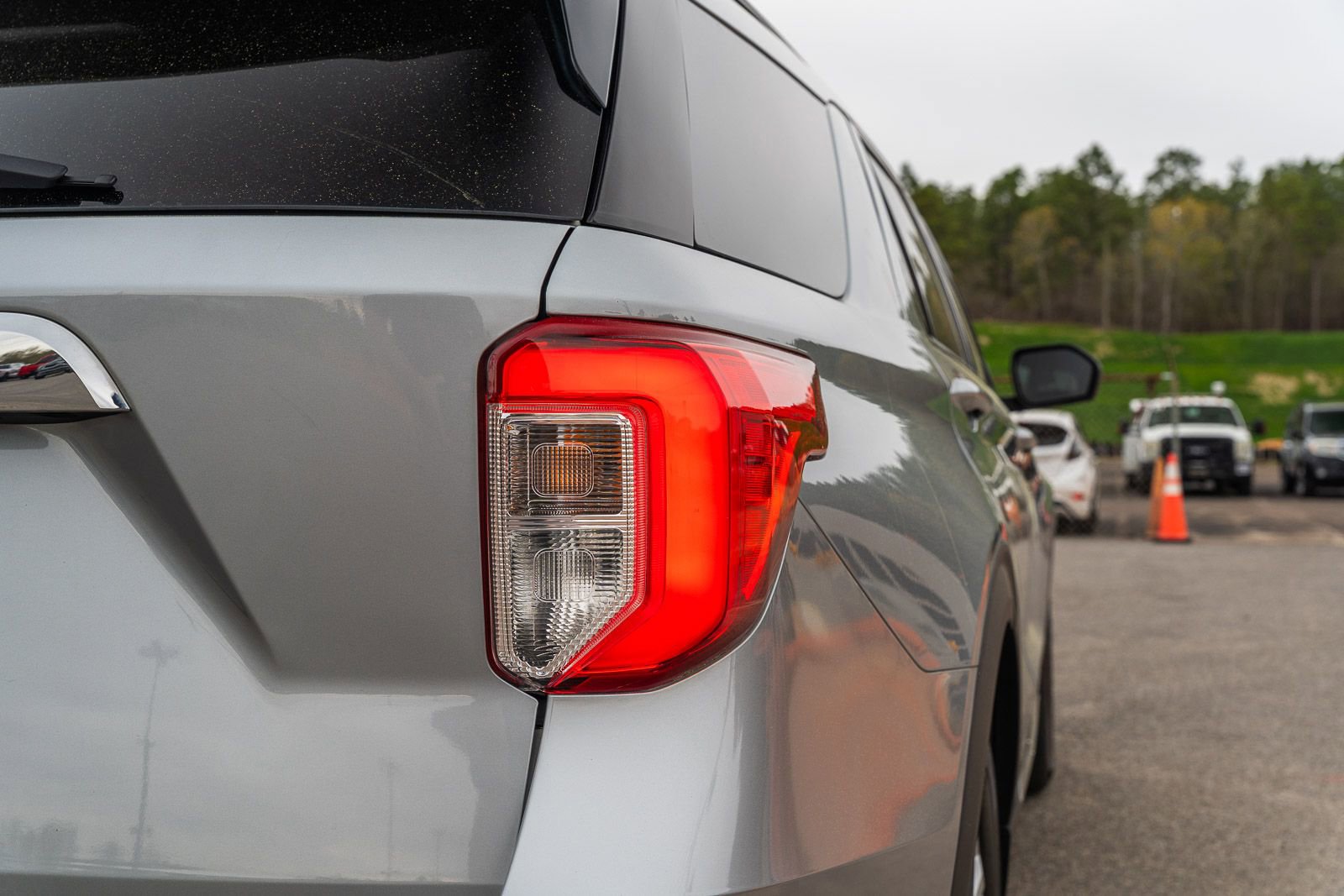 Certified 2022 Ford Explorer XLT RWD image 16