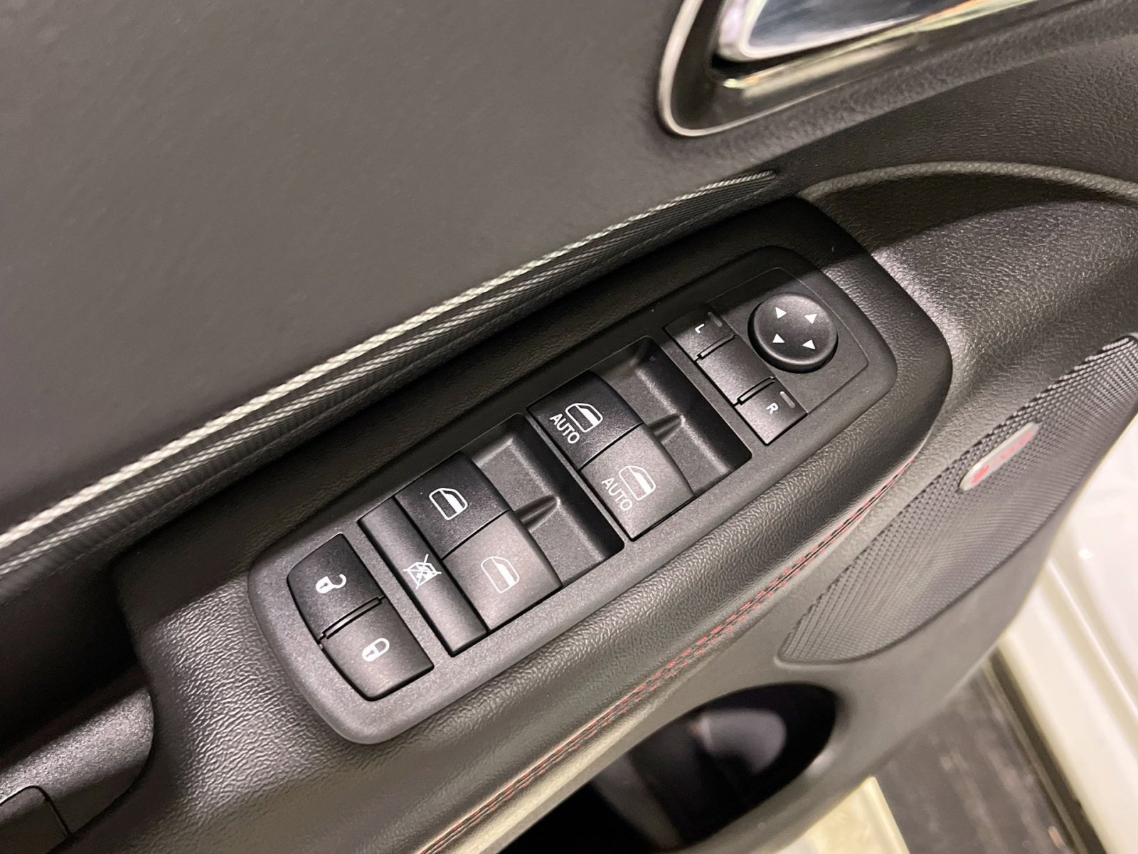 Used 2018 Dodge Durango GT w/ Premium Group image 31