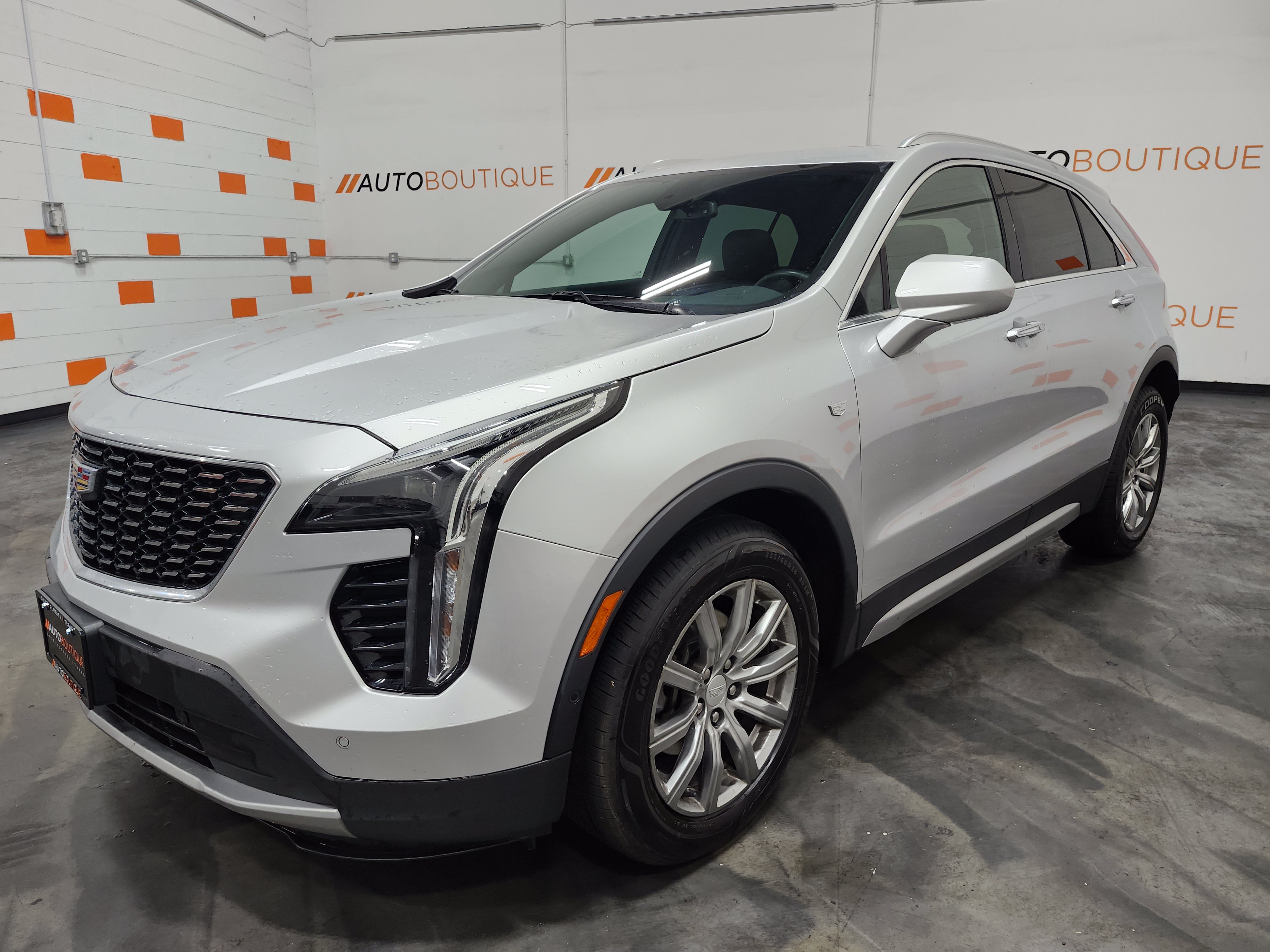 Used 2019 Cadillac XT4 Premium Luxury AWD/4WD image 16