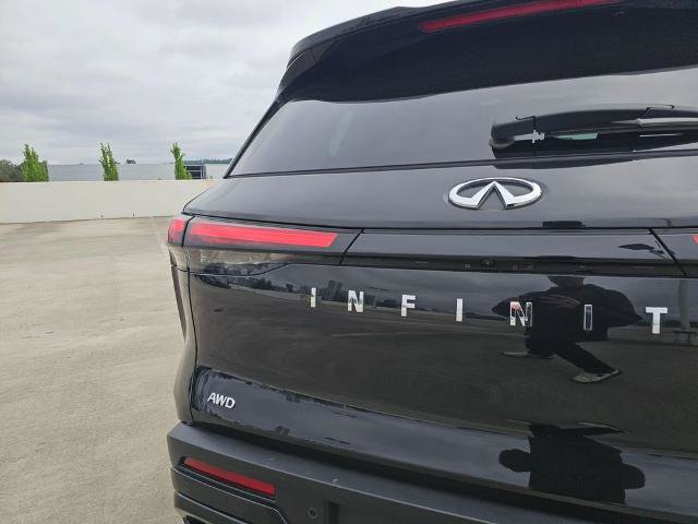 Certified 2023 INFINITI QX60 Luxe w/ Cargo Package AWD/4WD image 14