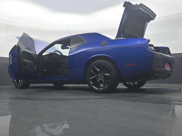 Used 2021 Dodge Challenger SXT w/ Driver Convenience Group RWD image 53