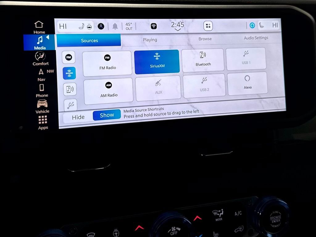 Used 2024 Jeep Wrangler Unlimited Sahara w/ Technology Group image 18