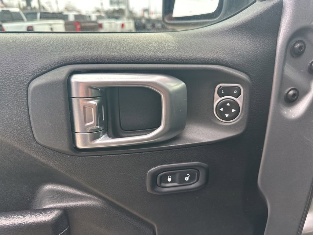 Used 2019 Jeep Wrangler Unlimited Sport image 14