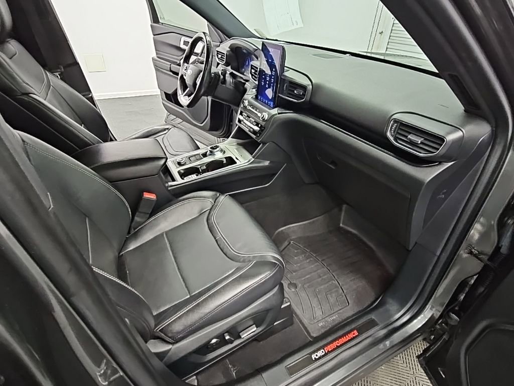 Used 2020 Ford Explorer ST w/ ST Street Pack image 40