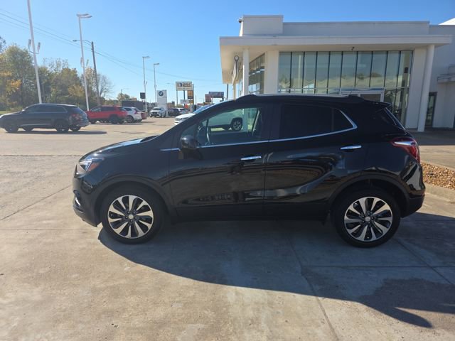 Used 2022 Buick Encore Preferred image 2