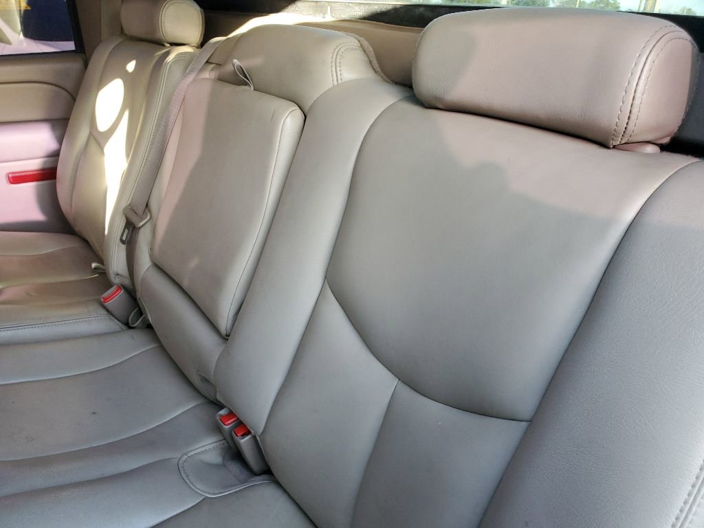 Used 2006 Chevrolet Avalanche Z71 w/ Sun And Sound Package image 29