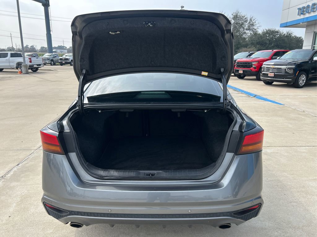 Used 2022 Nissan Altima 2.5 SV w/ SV Premium Package image 12