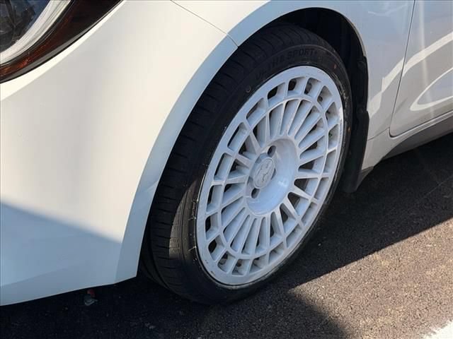Used 2022 Toyota Corolla SE FWD image 24