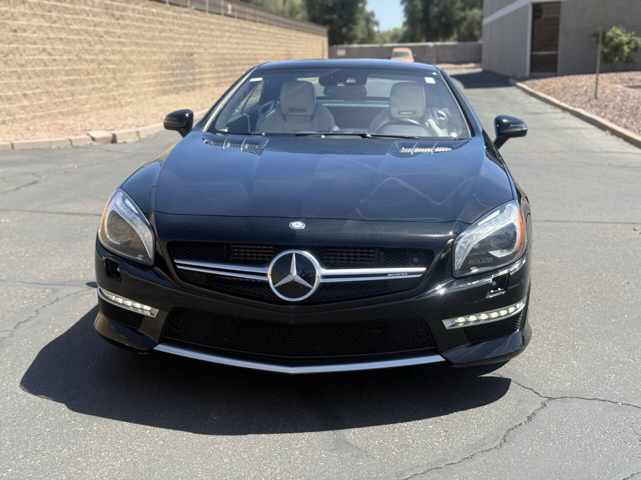 Used 2015 Mercedes-Benz SL 63 AMG image 3