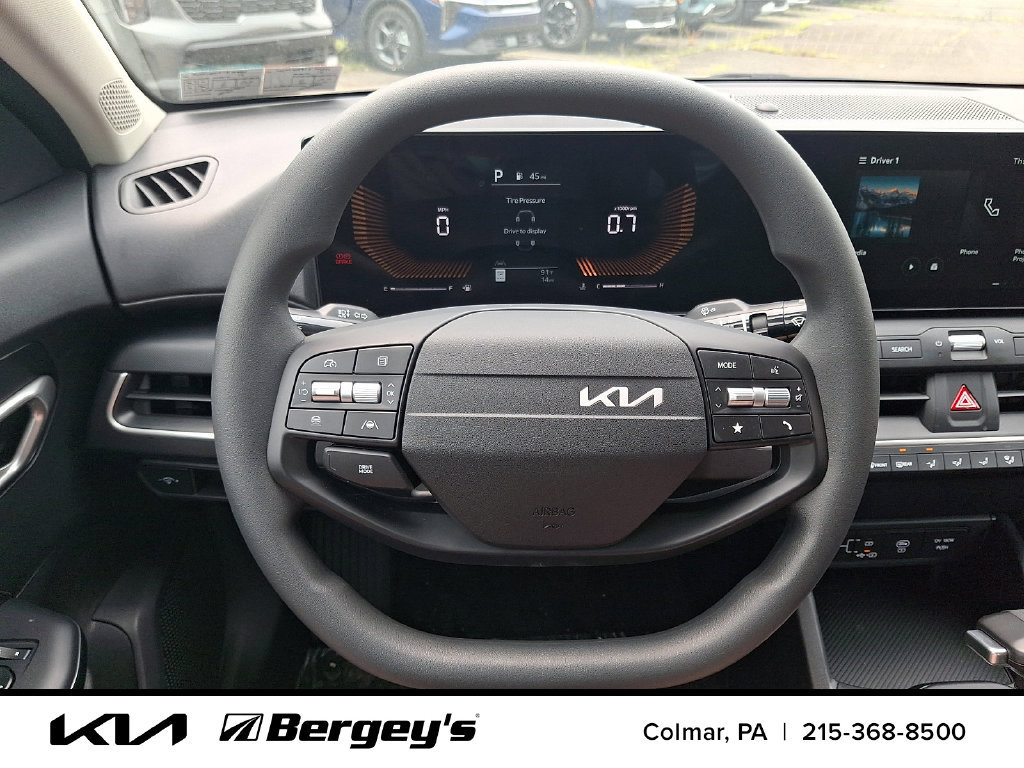 New 2026 Kia K4 FWD image 17