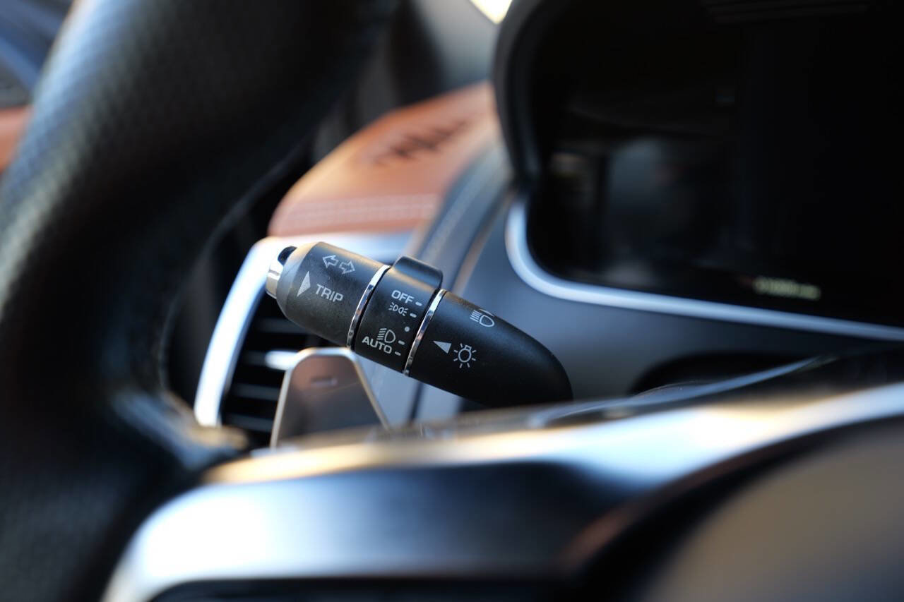 Used 2021 Jaguar F-TYPE R image 89