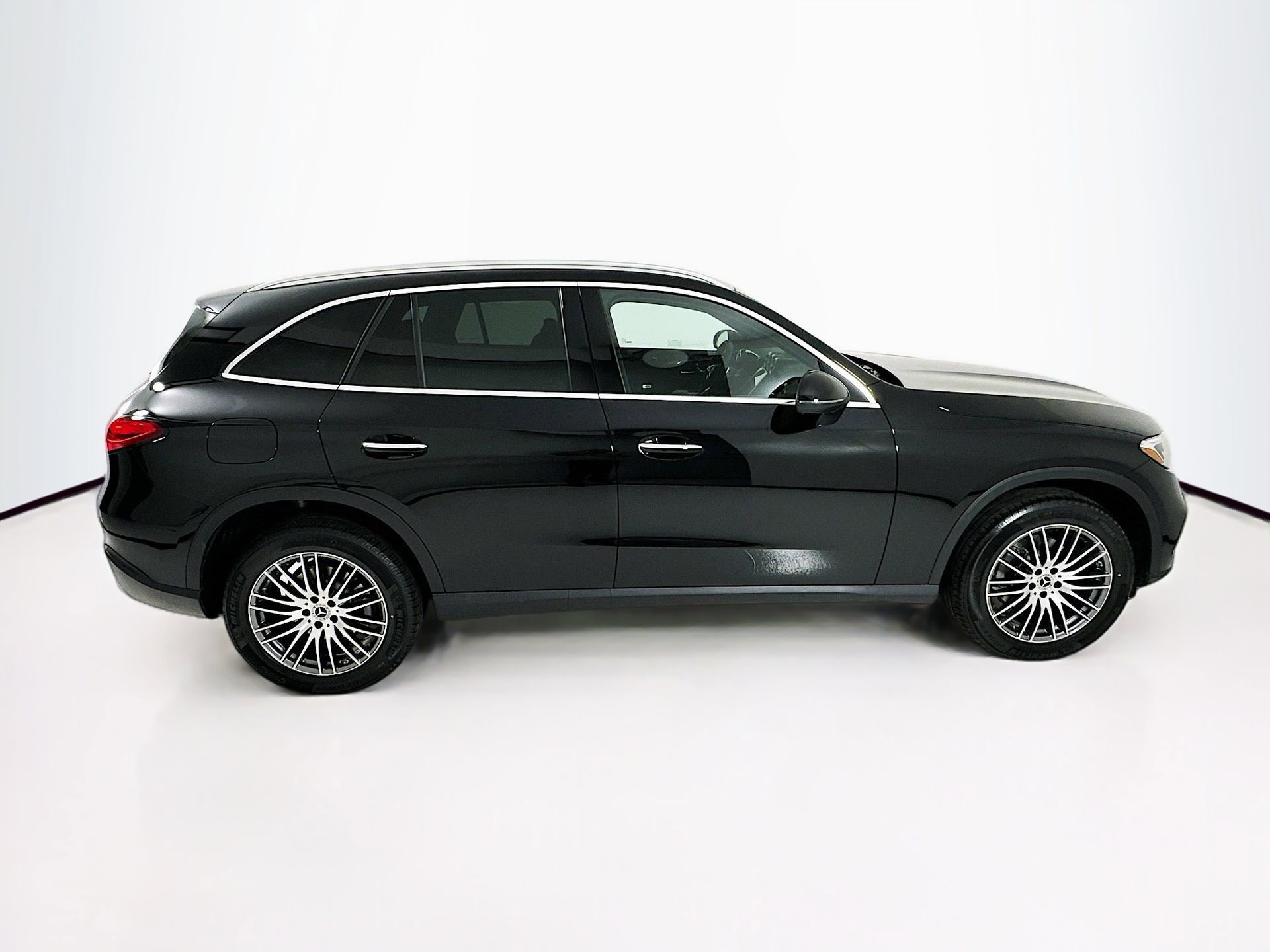 New 2026 Mercedes-Benz GLC 300 image 9