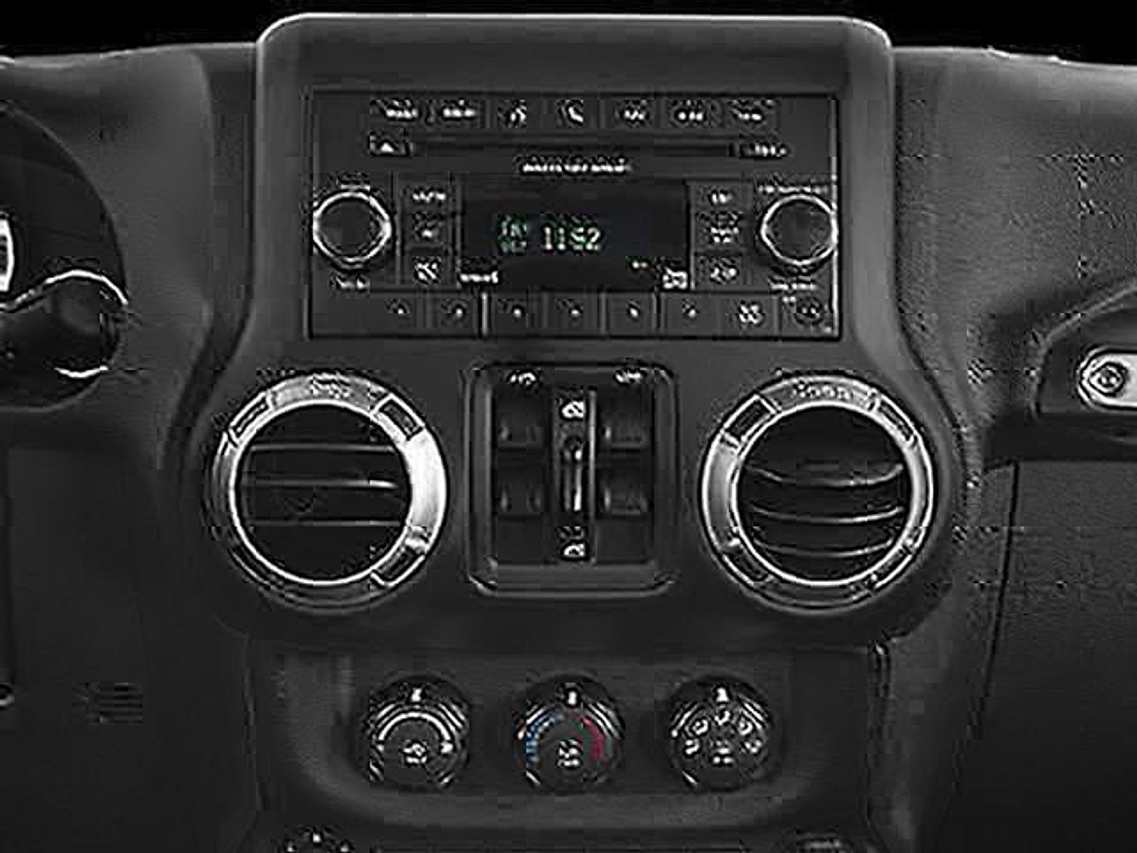 Used 2017 Jeep Wrangler Unlimited Sahara w/ Max Tow Package AWD/4WD image 36