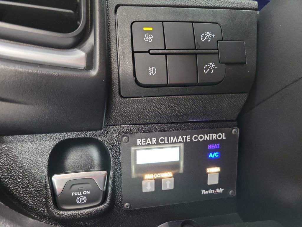 Used 2024 RAM ProMaster 3500 image 35