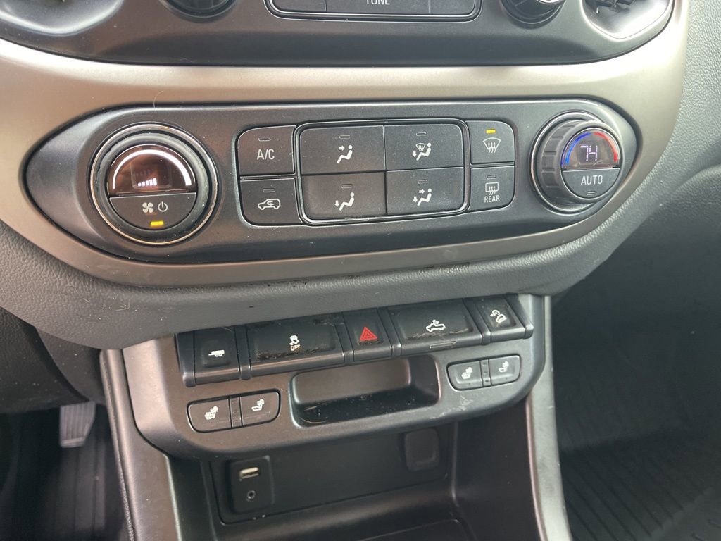 Used 2018 Chevrolet Colorado Z71 image 26