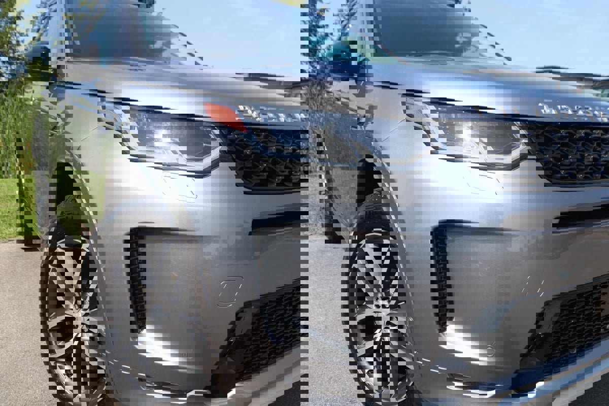 Used 2024 Land Rover Discovery Sport S image 21