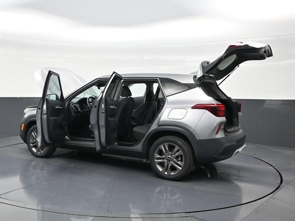 Used 2022 Kia Seltos LX AWD/4WD image 31
