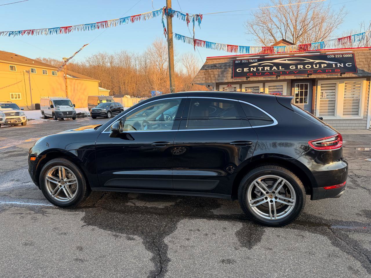 Used 2015 Porsche Macan S w/ Premium Package Plus image 3