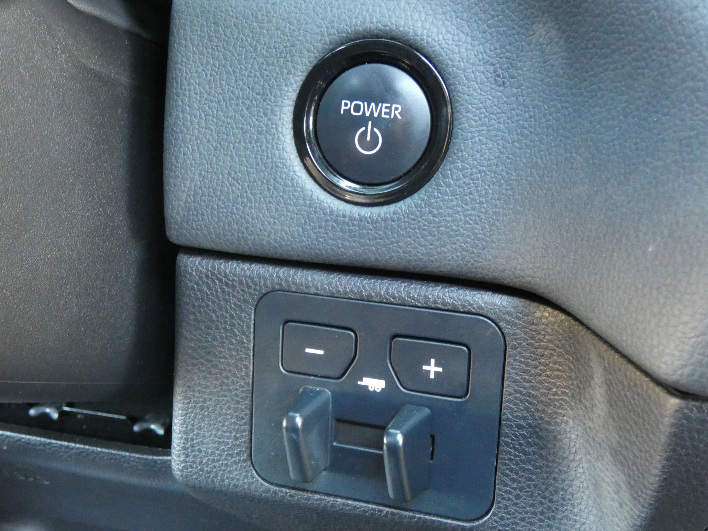 Used 2025 Toyota Tundra Limited image 78