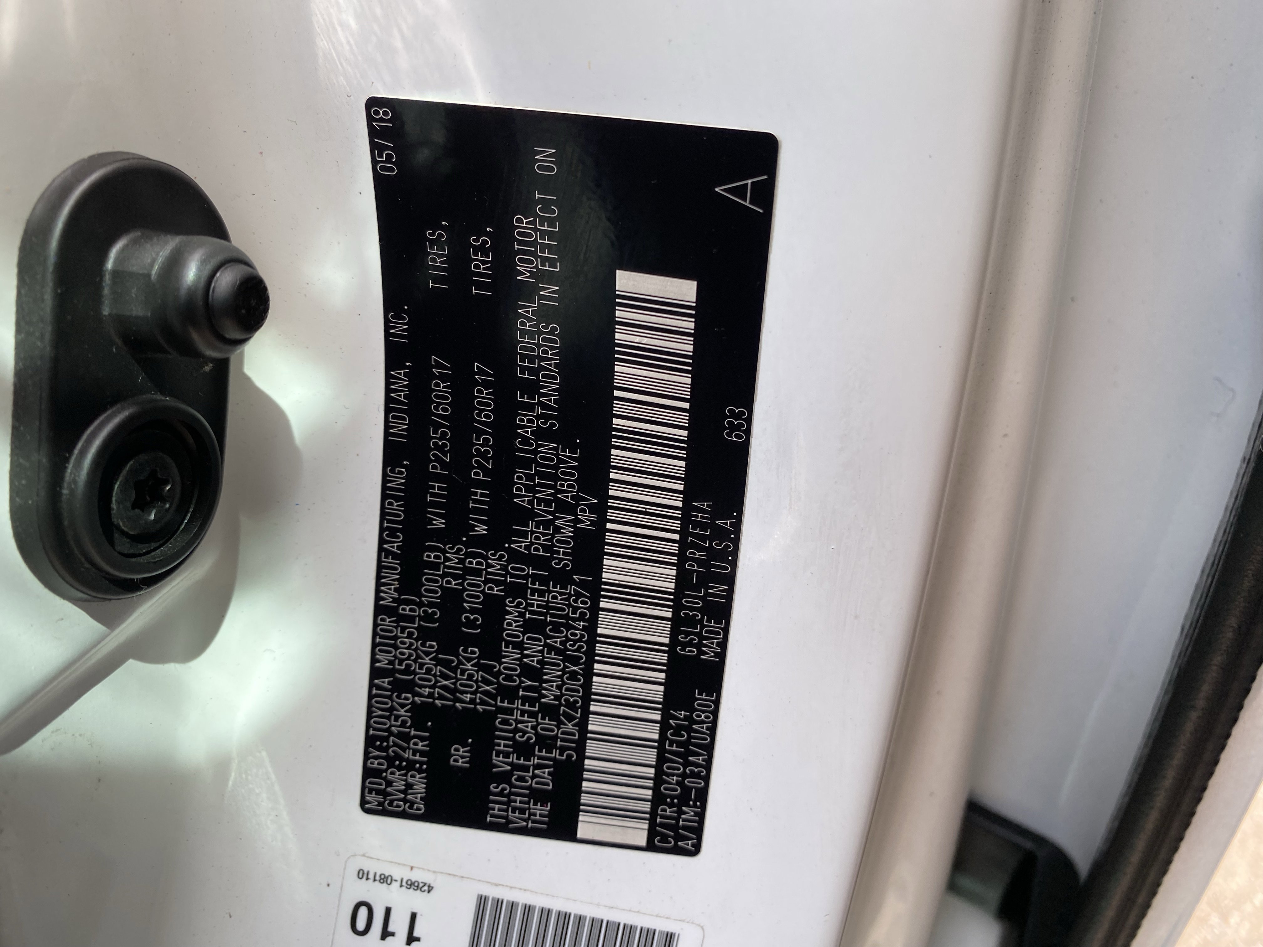 Used 2018 Toyota Sienna LE w/ Carpet Mat Package FWD image 10