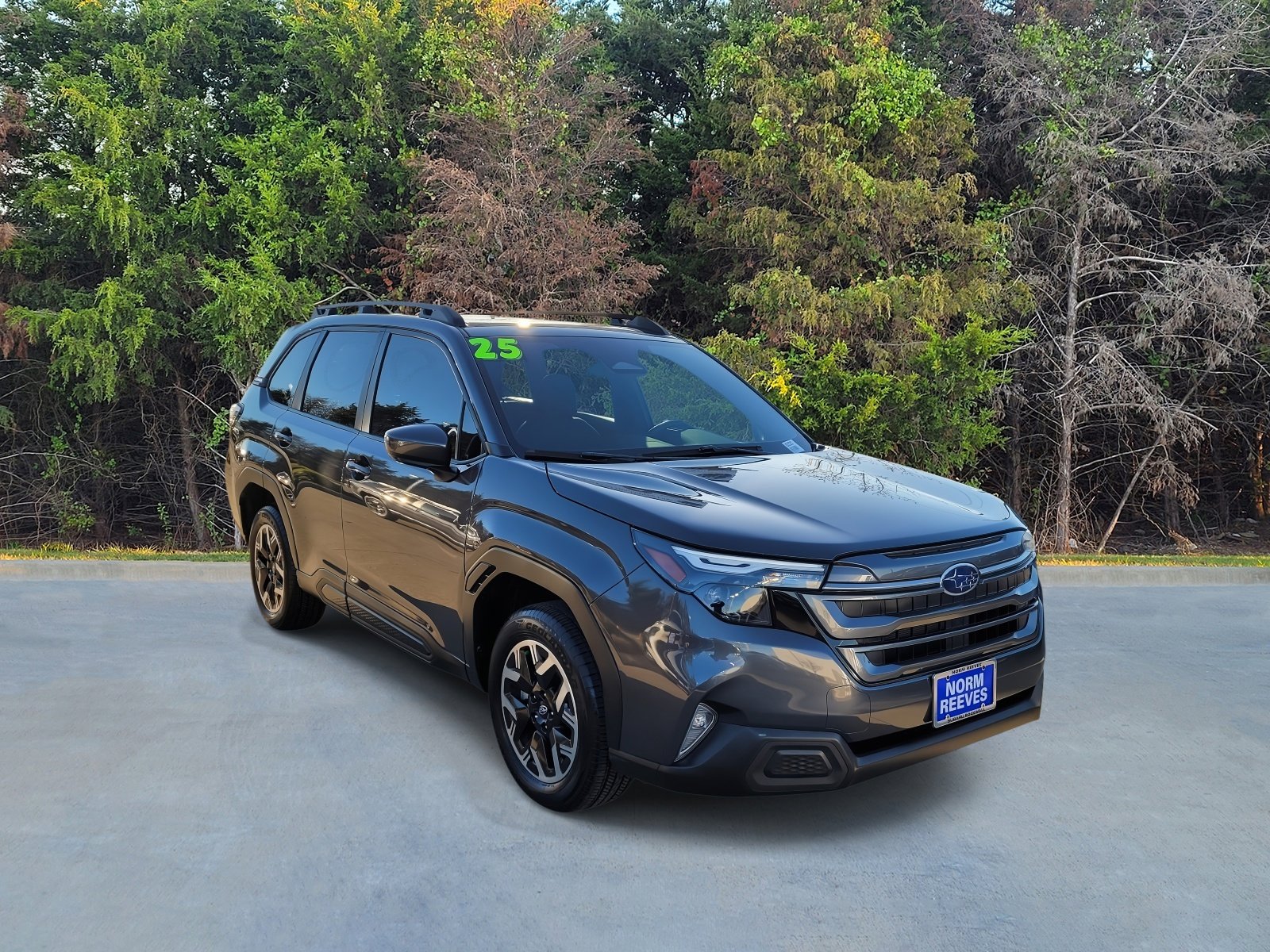 Used 2025 Subaru Forester Premium image 16