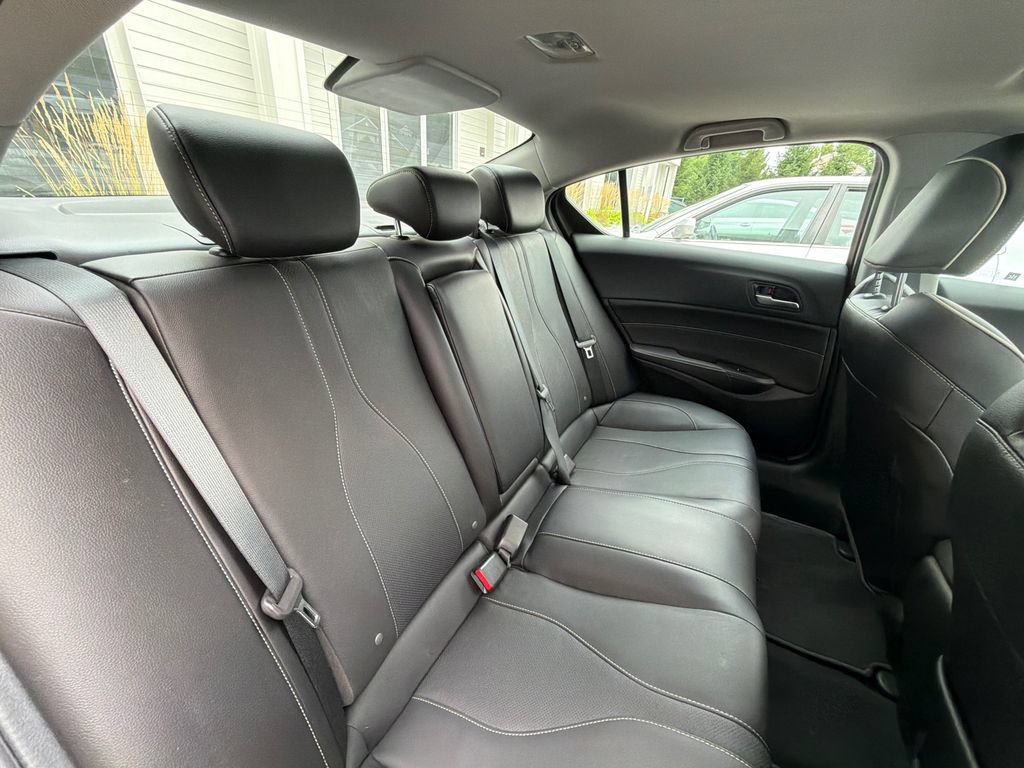 Used 2020 Acura ILX FWD image 34