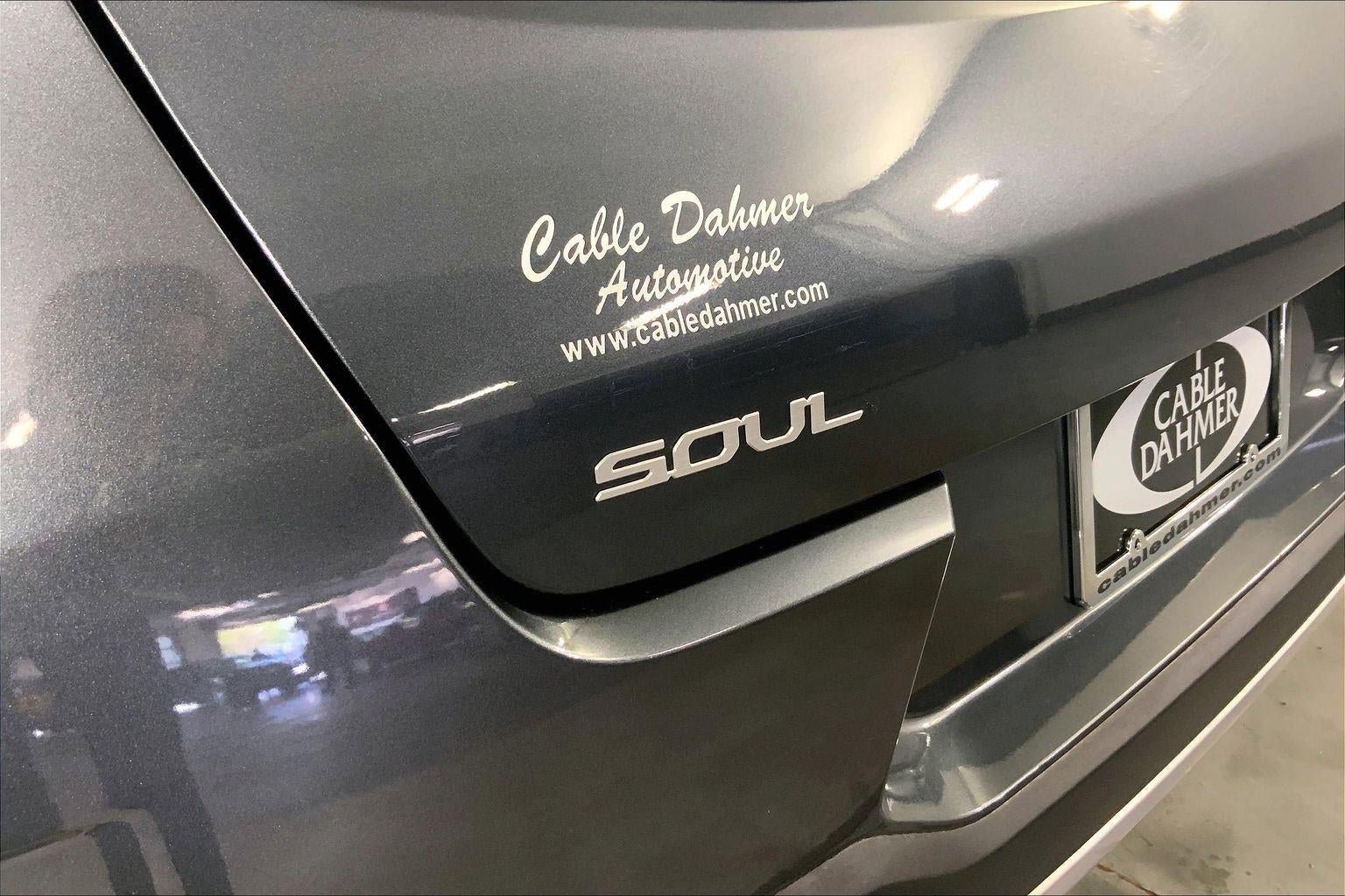 Certified 2025 Kia Soul LX FWD image 8
