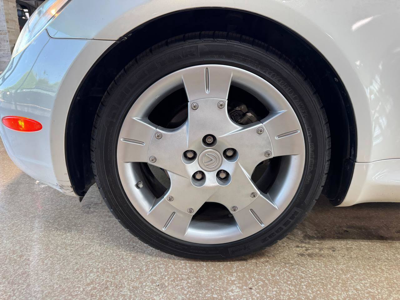 Used 2004 Lexus SC 430 Convertible RWD image 50