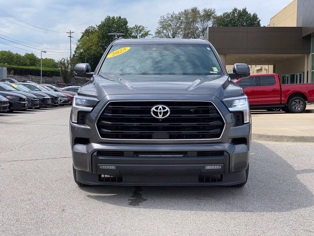 Used 2025 Toyota Sequoia SR5 AWD/4WD image 2