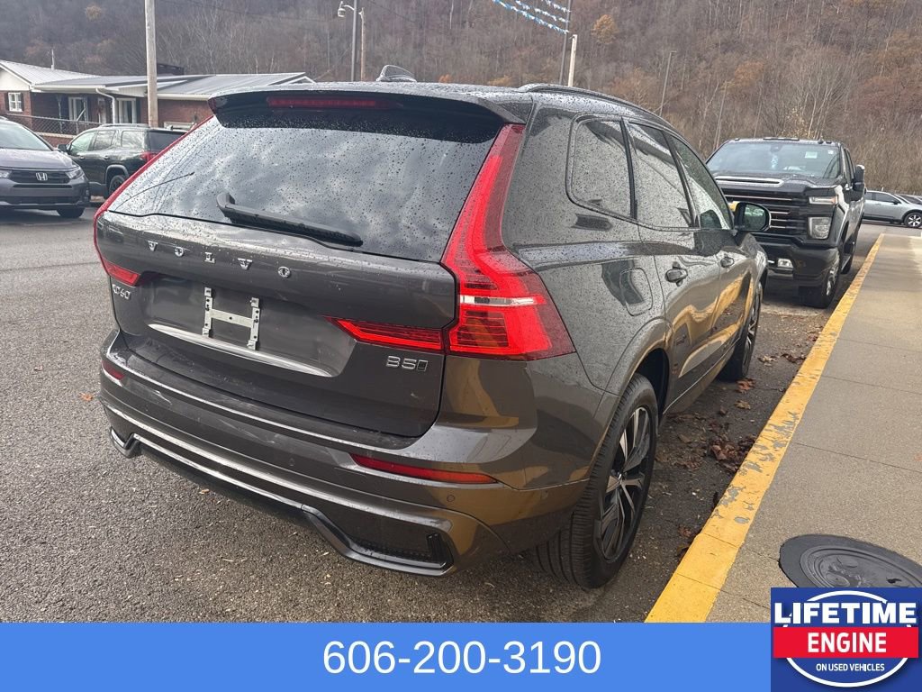 Used 2025 Volvo XC60 B5 Plus w/ Climate Package image 7