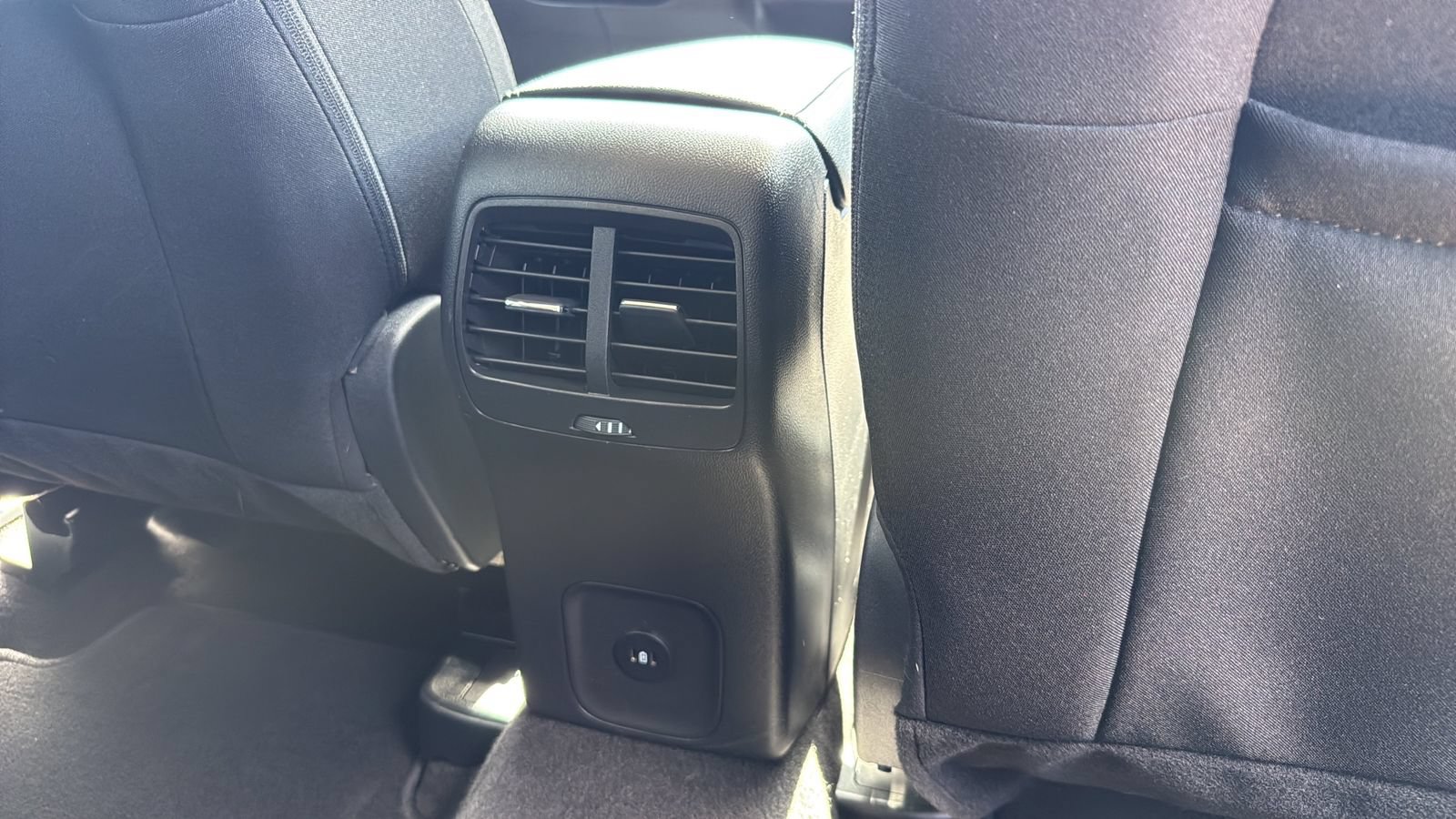 Certified 2025 Ford Escape Active FWD image 28