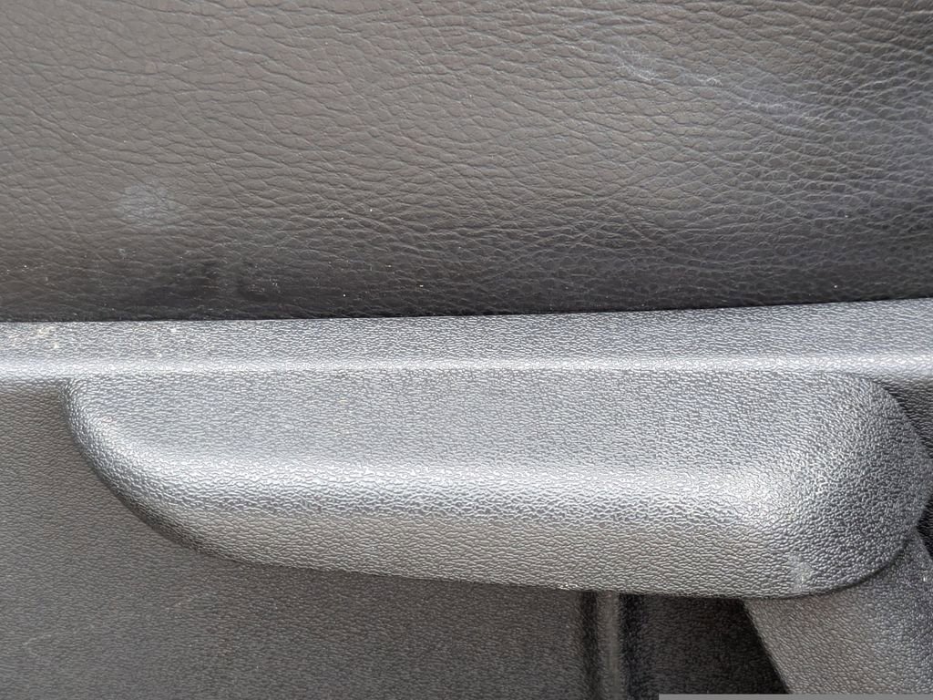 Used 2019 Nissan Kicks SR w/ SR Premium Package image 25