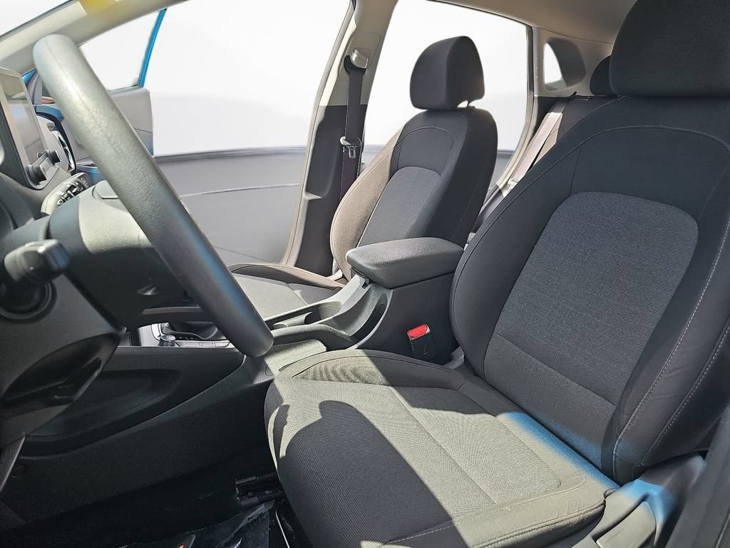 Used 2022 Hyundai Kona SEL w/ Cargo Package FWD image 14